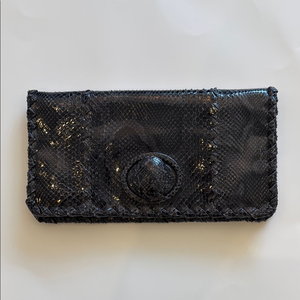 Bottega Veneta Snakeskin Turnlock Clutch Bag  Black/Charcoal